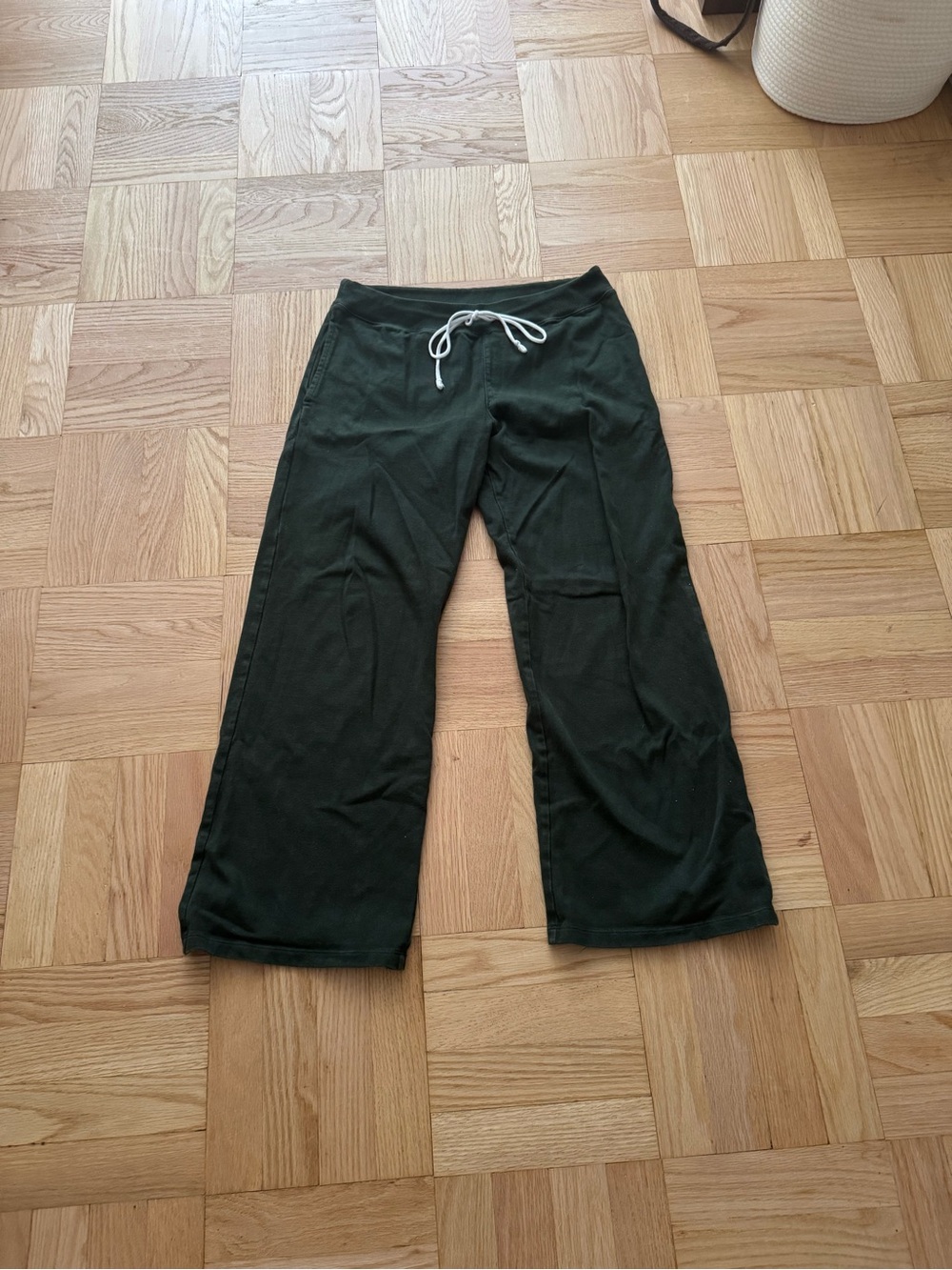 Brandy Melville SweatPants - Dark Green